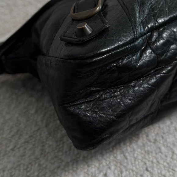 Authentic Balenciaga Women's First City Bag Mini In Black - Picture 4 of 16